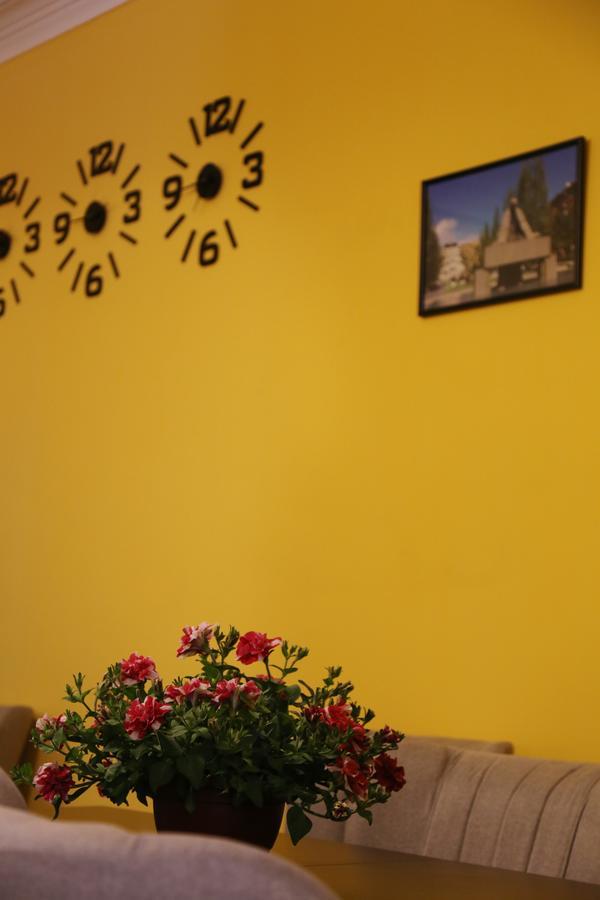 Magnolia Hostel Erévan Extérieur photo